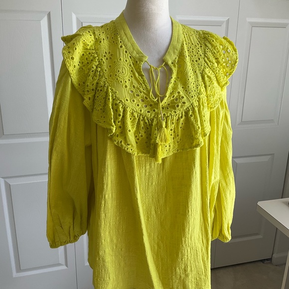 Inc Gauzy l/s Ruffle and Lace Woman’s Shirt - Picture 1 of 4